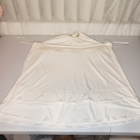 ** FINAL PRICE ** White Halter Top - Picture 3 of 4